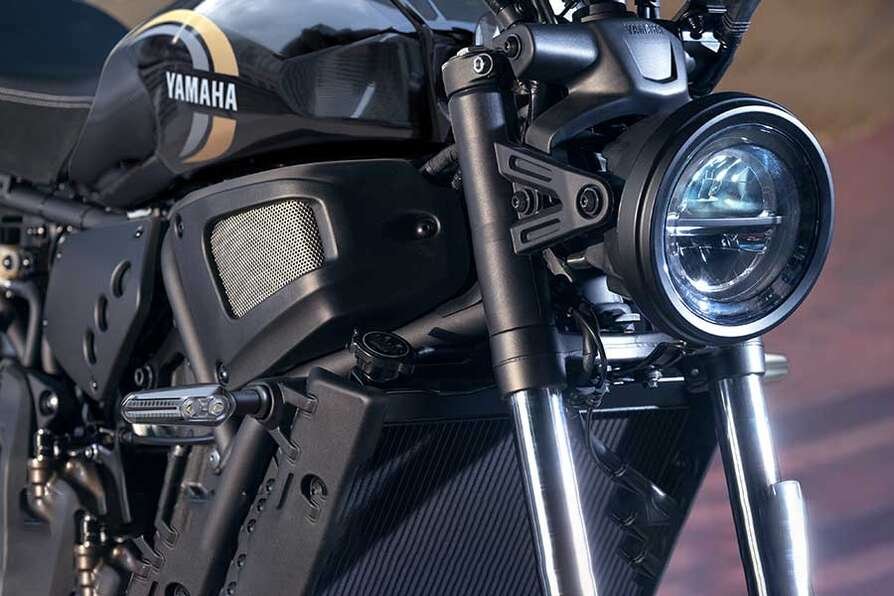 Yamaha XSR700 2023