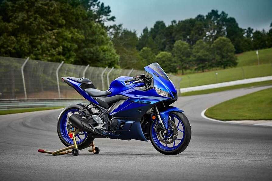 2024 Yamaha YZF R3 Performance Black