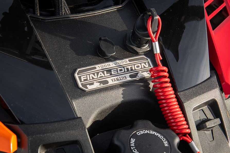 2019 GP1800 Red Engine Highlight Image