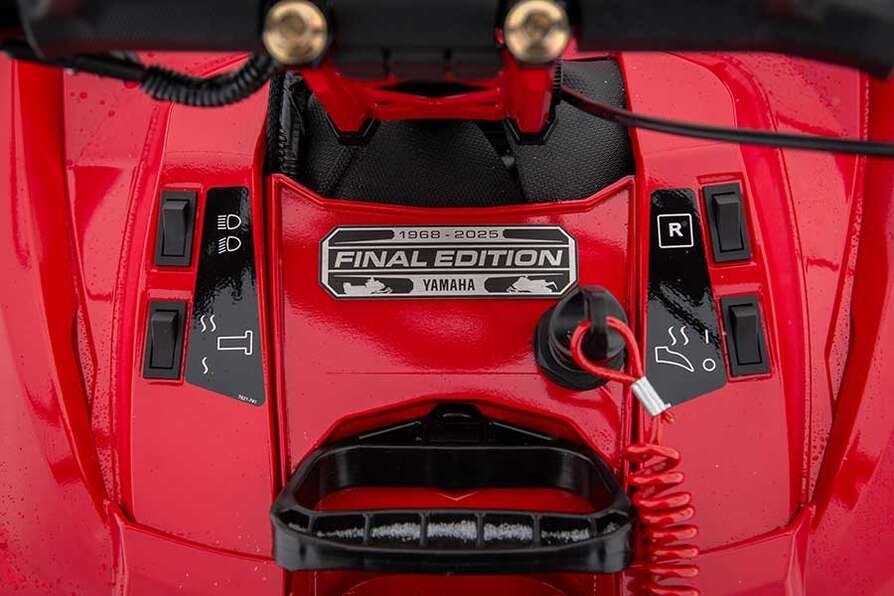 2019 GP1800 Red Engine Highlight Image