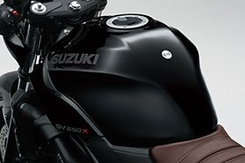2022 Suzuki SV650X Glass Sparkle Black