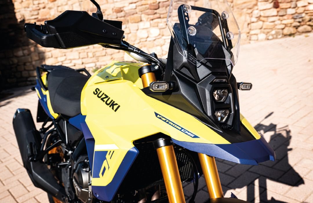2026 Suzuki V Strom 800DE Champion Yellow No. 2