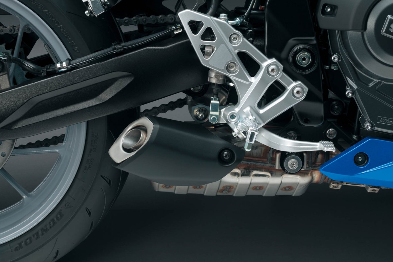 2026 Suzuki GSX 8R Metallic Mat Black No.2 (YKV)