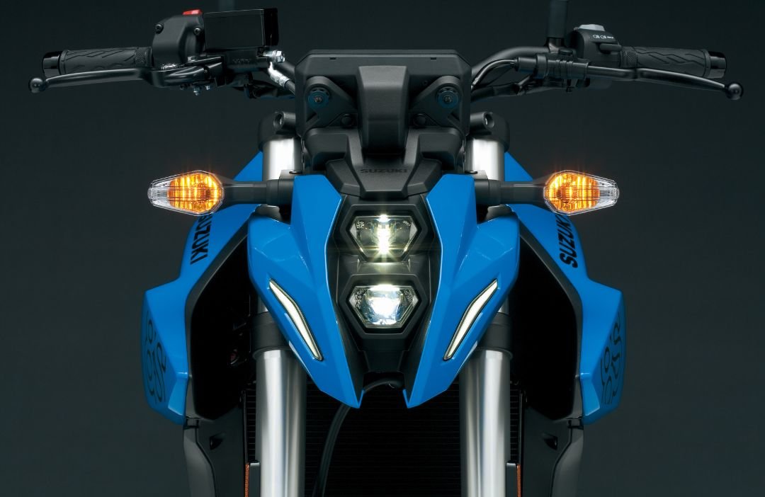 2026 Suzuki GSX 8S Glass Sparkle Black / Metallic Mat Black No.2 (KGL)