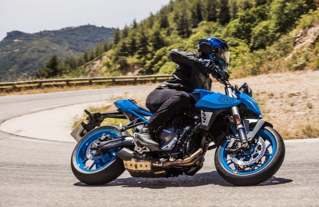 2025 Suzuki GSX-8S Metallic Mat Black No. 2 | Home | Powersports