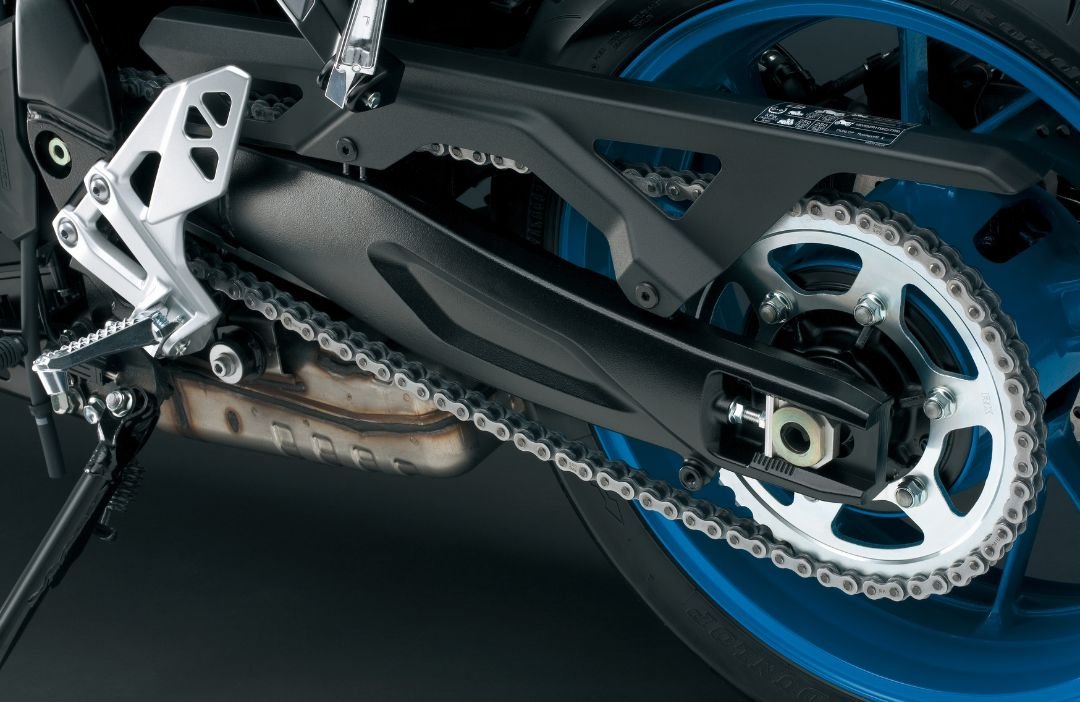 2026 Suzuki GSX 8S Glass Sparkle Black / Metallic Mat Black No.2 (KGL)