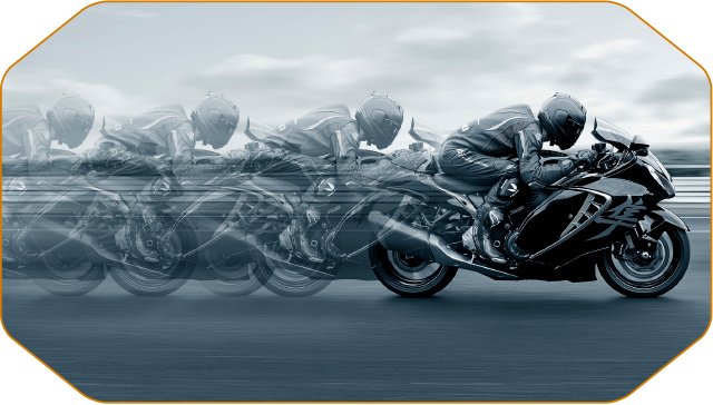 2026 Suzuki Hayabusa Candy Daring Red / Glass Sparkle Black