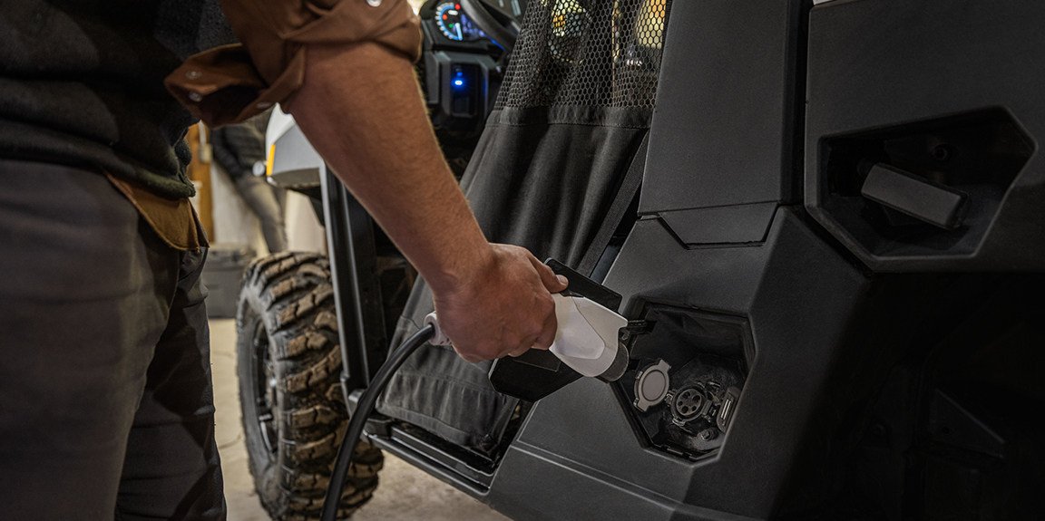 2024 Polaris RANGER XP KINETIC PREMIUM