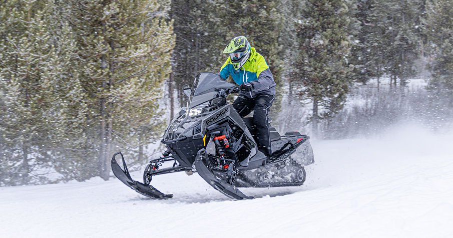 2025 Polaris PATRIOT BOOST INDY VR1 137 DYNAMIX