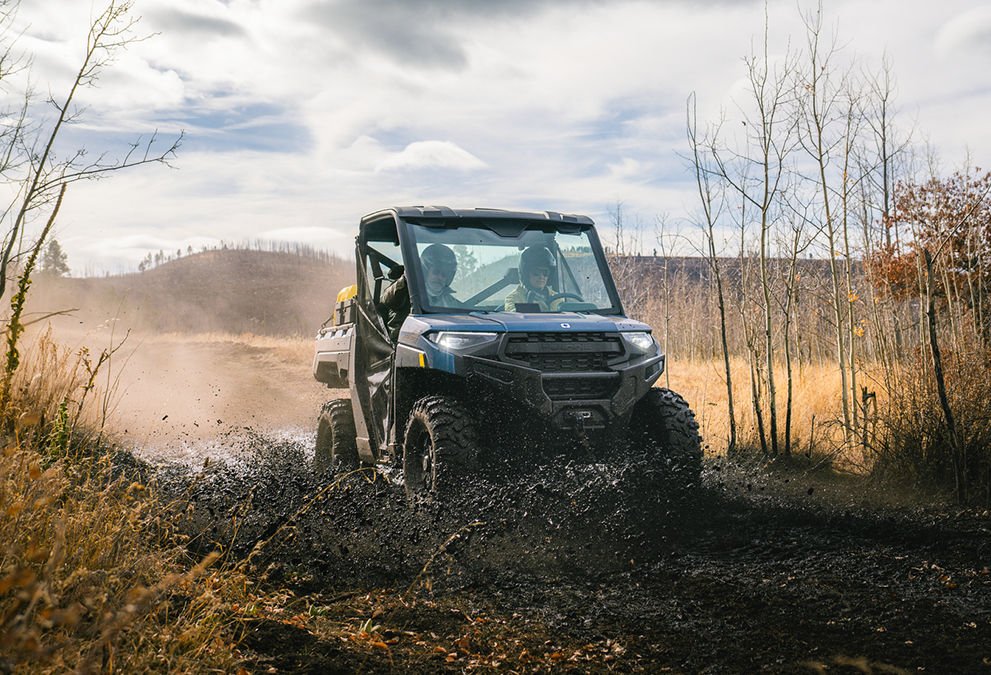 2025 Polaris RANGER CREW XP 1000 PREMIUM 6 SEAT SUNSET RED