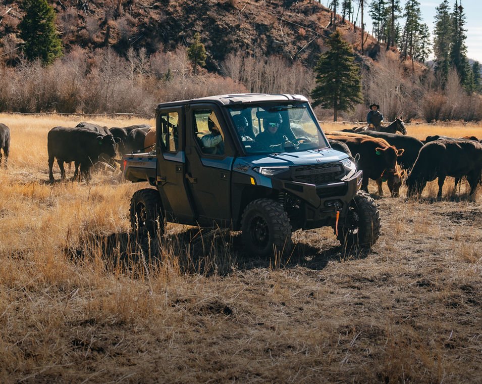 2025 Polaris RANGER CREW XP 1000 NORTHSTAR EDITION PREMIUM 6 SEAT SUNSET RED