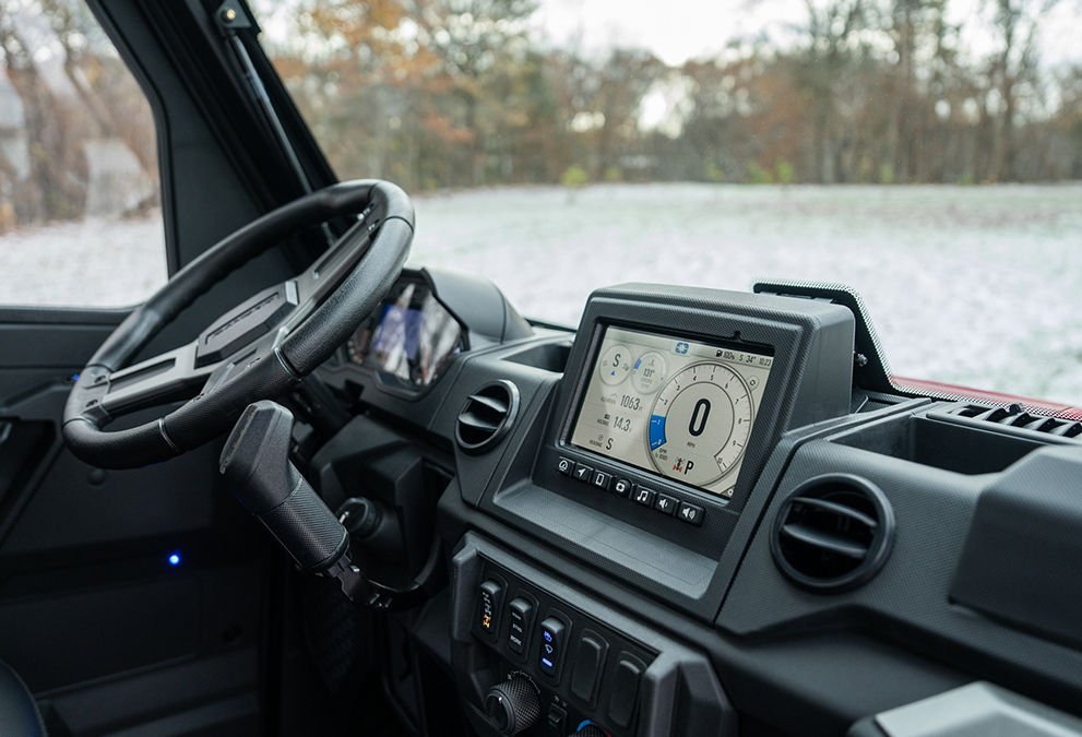 2025 Polaris RANGER CREW XP 1000 NORTHSTAR EDITION ULTIMATE 6 SEAT SUNSET RED