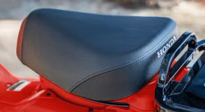 2025 Honda Trail 125 Standard Pearl Smoky Grey