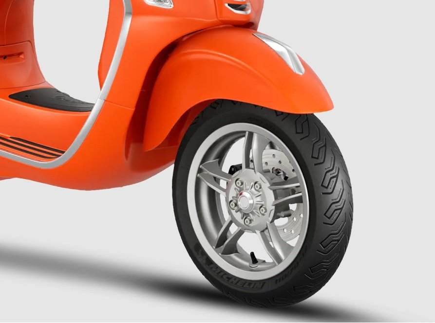 2025 Vespa Primavera 50 Blu Energico Glossy