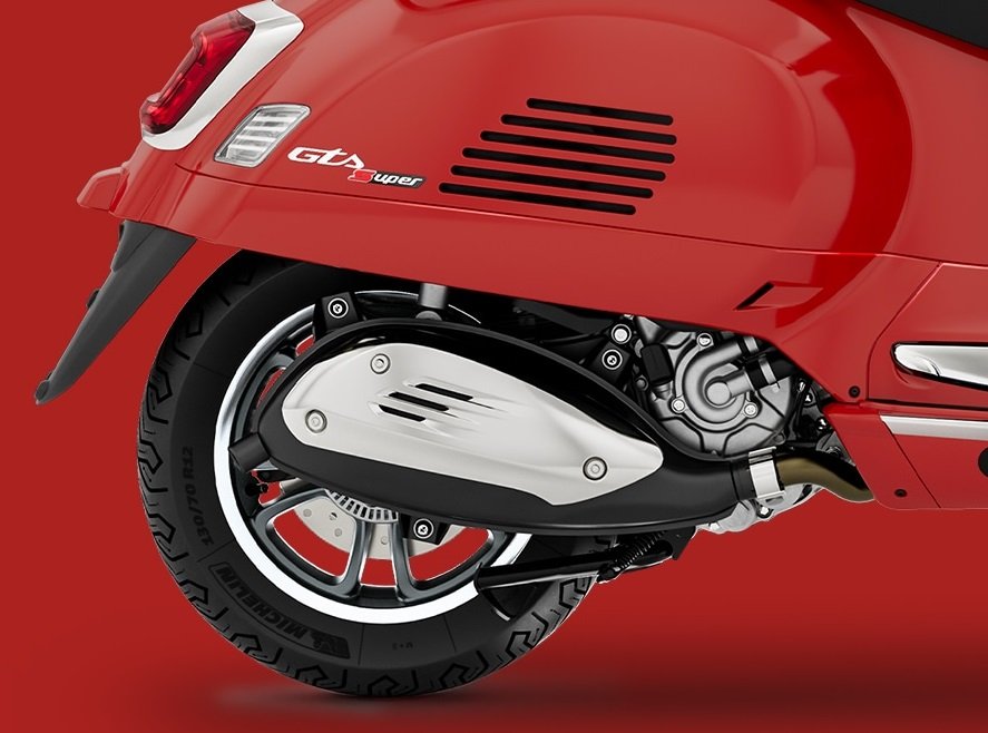 2025 Vespa GTS 310 Super Nero Convinto