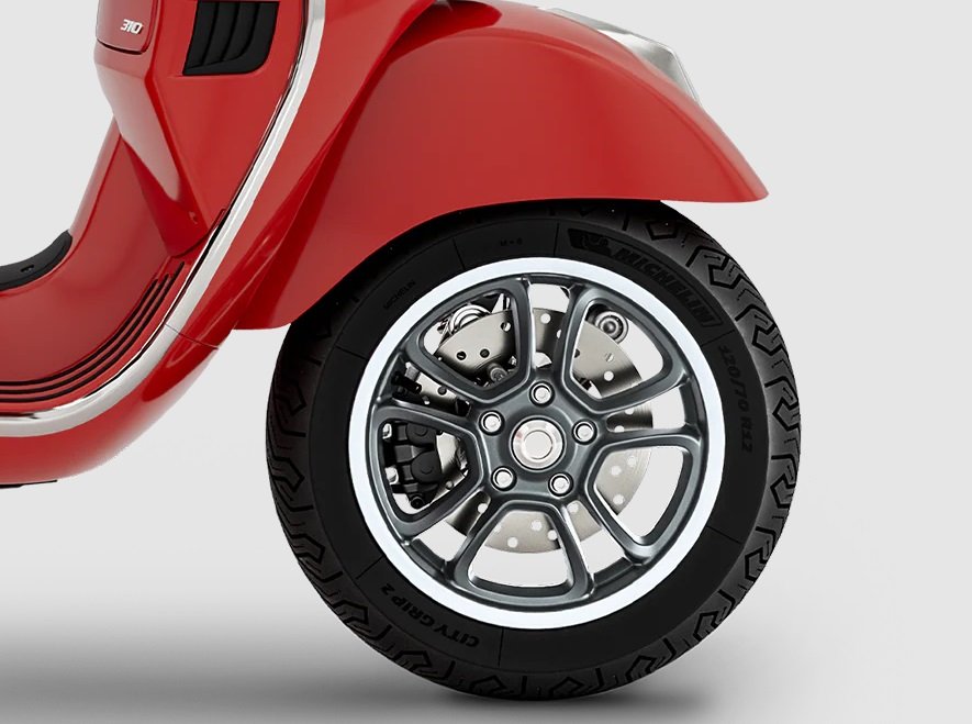 2025 Vespa GTS 310 Super Nero Convinto