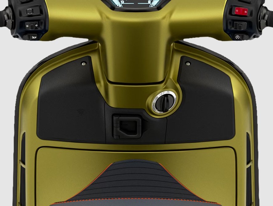 2024 Vespa GTS 300 HPE SUPER TECH