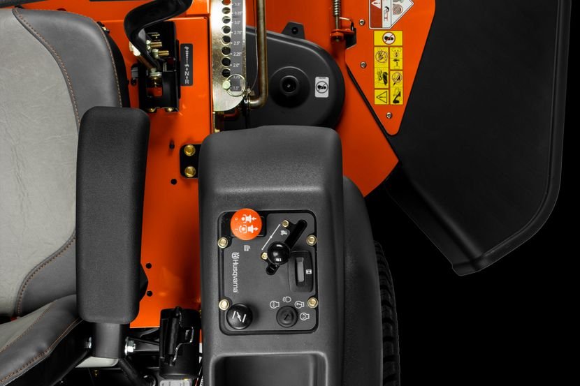 HUSQVARNA MZ48 Zero Turn