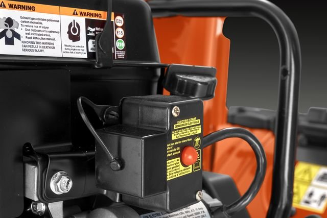 HUSQVARNA ST 224 Snow Blower