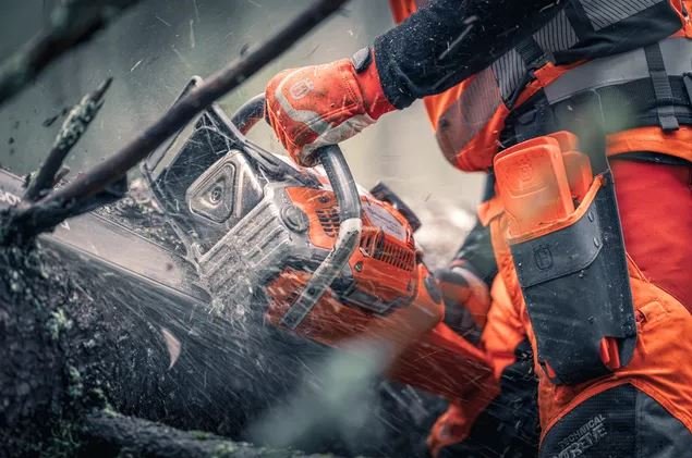 HUSQVARNA 592 XP® G 28 RSN 3/8 C83 SKU: 970 49 34 88