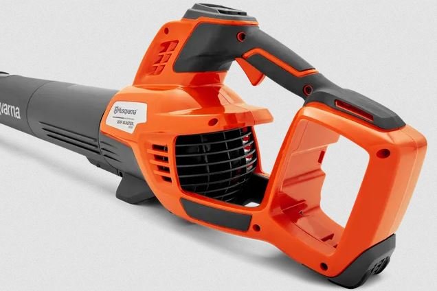 HUSQVARNA Leaf Blaster 350iB with battery and charger