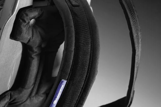 HUSQVARNA 560BTS Leaf Blower