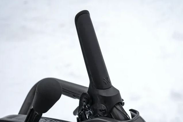 HUSQVARNA ST 227 RESIDENTIAL SNOW BLOWER 27 254CC