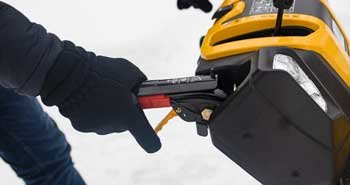 Cub Cadet 3X™ 30 TRAC INTELLIPOWER™ Snow Blower