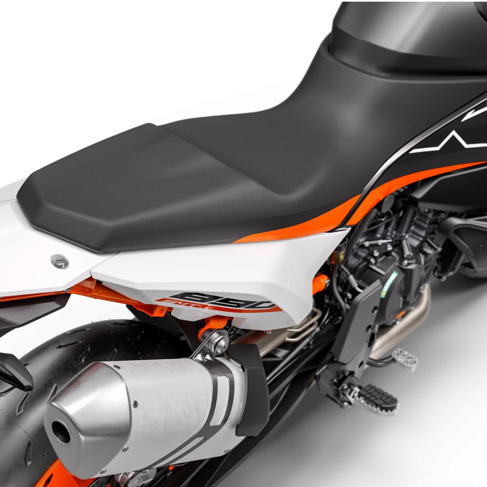 2024 KTM 890 SMT