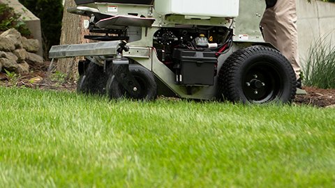 Ferris Venture™ FS3100 Ride On Zero Turn Spreader/Sprayer 5901754