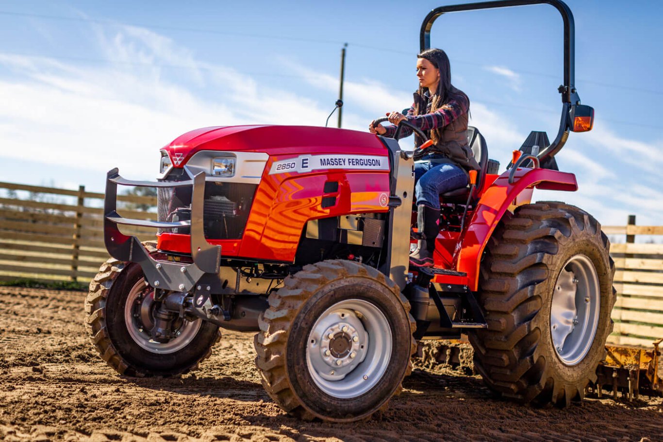 Massey Ferguson MF 2800 E Series Utility Tractors