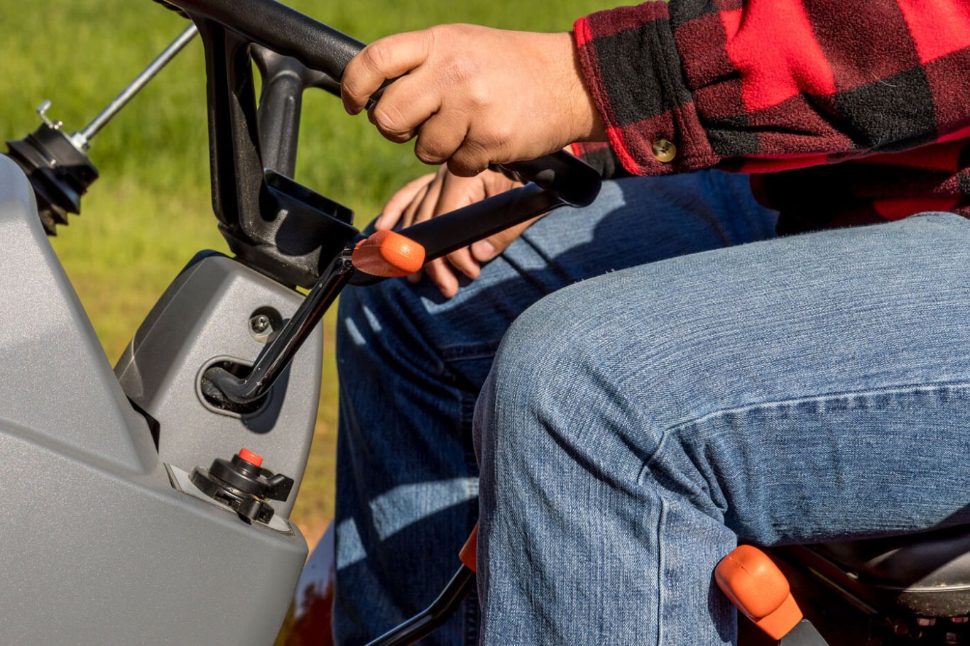 Massey Ferguson MF 1800 E Compact Tractor