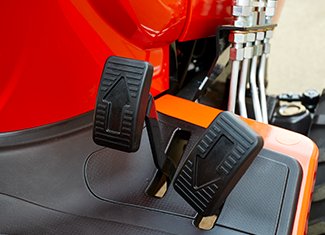 2024 KIOTI CS2220 TRACTOR & LOADER