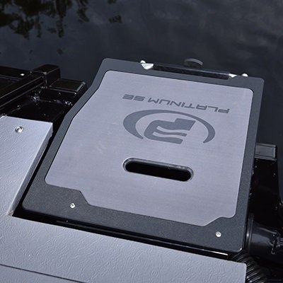 2025 Princecraft Platinum 190 Gris métallisé platine (accent rouge)