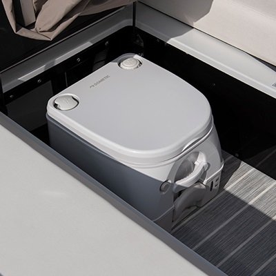 2025 Princecraft Vogue 23 RL Black metallic Without edition