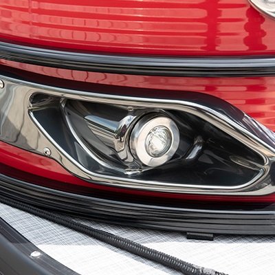 2025 Princecraft Sportfisher LX 25 2RS Ruby red Elegance Edition (excluding grey metallic accent)