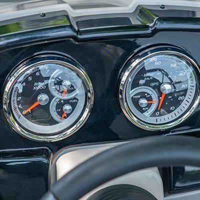 2025 Princecraft Sportfisher LX 25 2RS Ruby red Elegance Edition (excluding grey metallic accent)