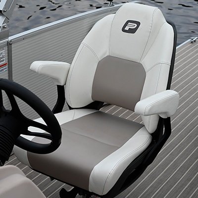 2025 Princecraft Vectra 23 RL Ruby red Nautical Blue Edition