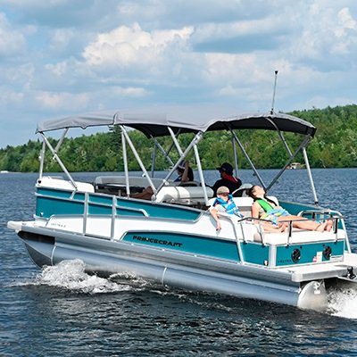 2025 Princecraft Vectra 23 RL Ruby red Nautical Blue Edition