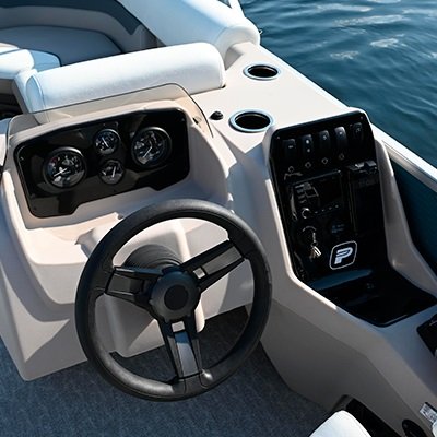 2025 Princecraft Vectra 23 RL Ruby red Nautical Blue Edition