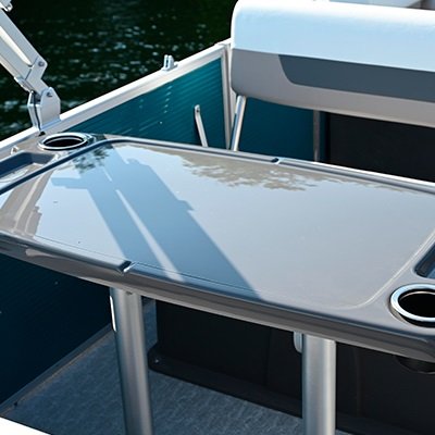 2025 Princecraft Vectra 23 RL Ruby red Nautical Blue Edition