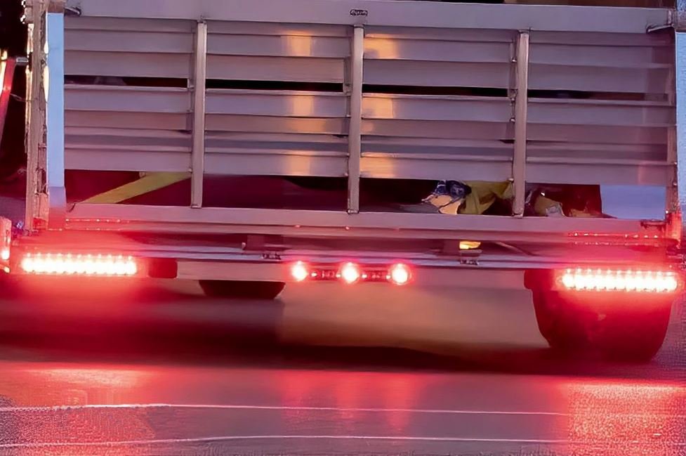 Triton UT SERIES UT16 7