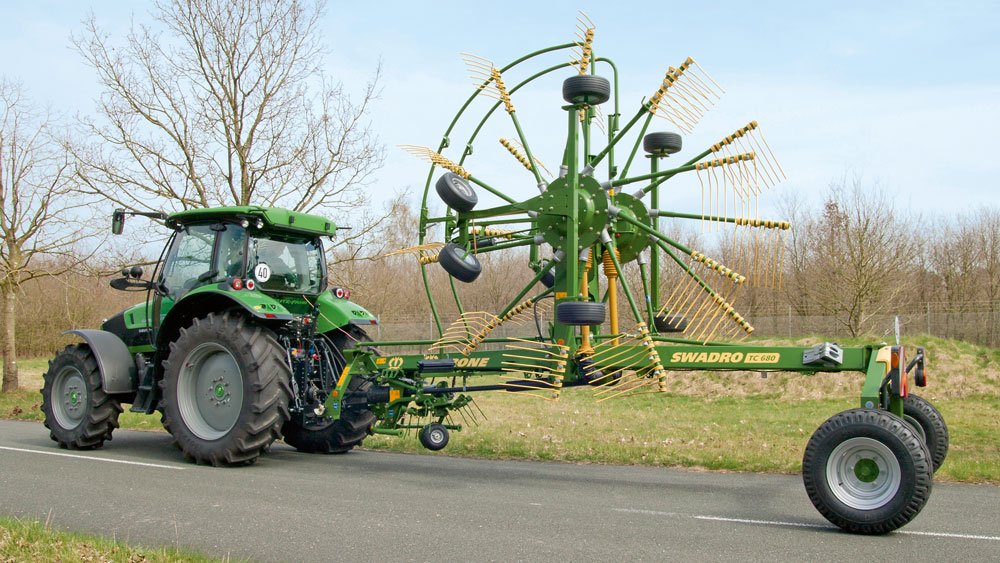 Krone Twin Rotor Centre Delivery Rakes