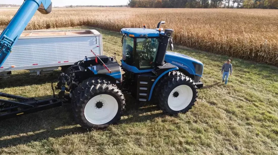 New Holland T9 with PLM Intelligence™ T9.520