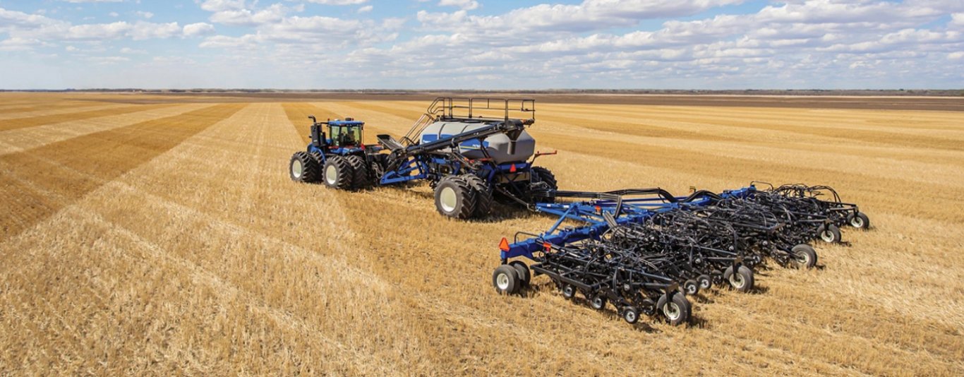 New Holland T9 with PLM Intelligence™ T9.470