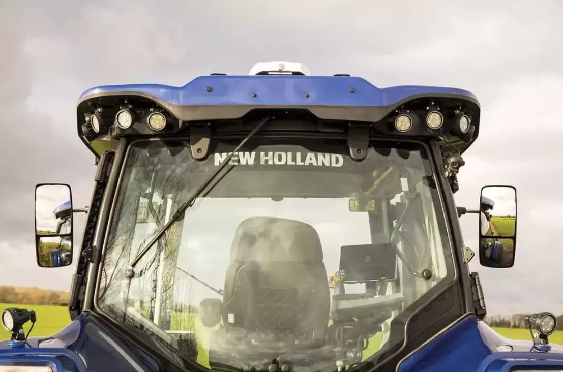 New Holland T7 with PLM Intelligence™ T7.260