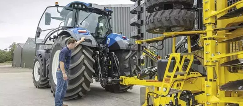 New Holland T7 with PLM Intelligence™ T7.300