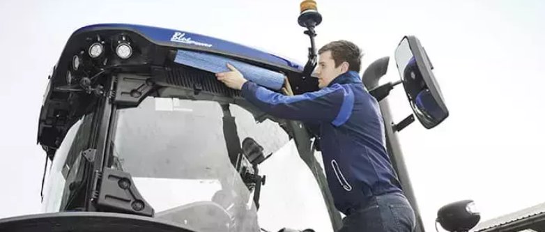 New Holland T7 with PLM Intelligence™ T7.315 HD