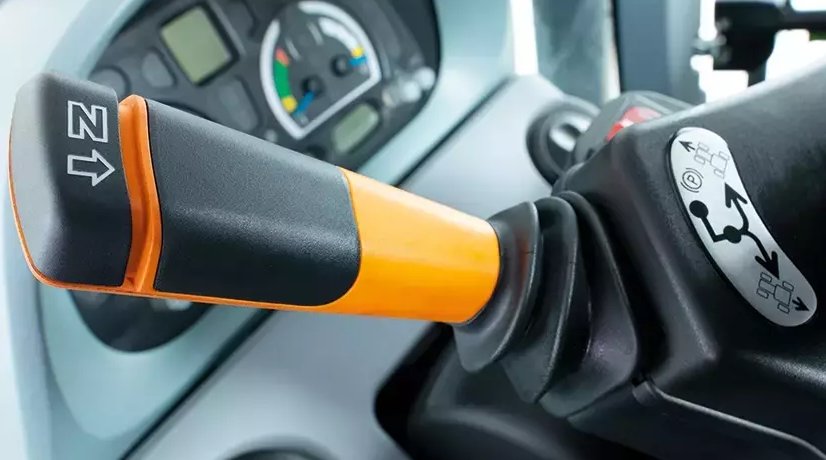 New Holland T5 Series T5.140 Dynamic Command™