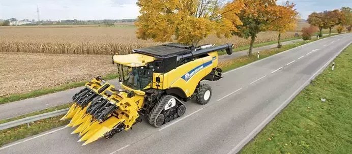 New Holland Corn Heads 980CR Rigid Corn Header 8 rows